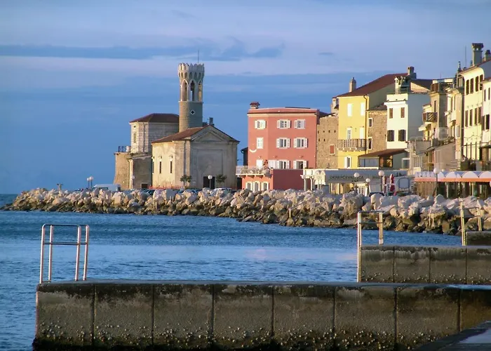 Warm And Comfy With Parking! Apartamento