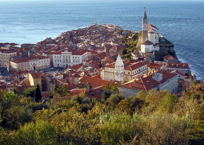 Warm And Comfy With Parking! Apartamento